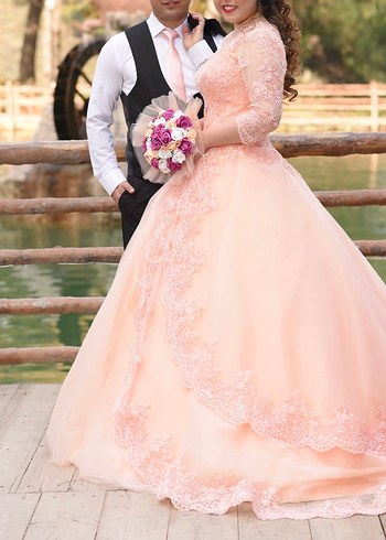 Pembe Dantel İşlemeli Uzun Kollu Nişan Elbisesi - Görsel 2