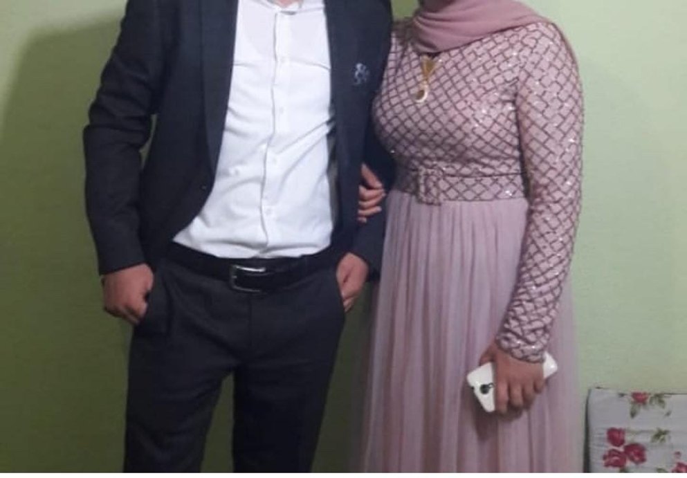 Zincir Detaylı Pudra Uzun Abiye Elbise - Görsel 2