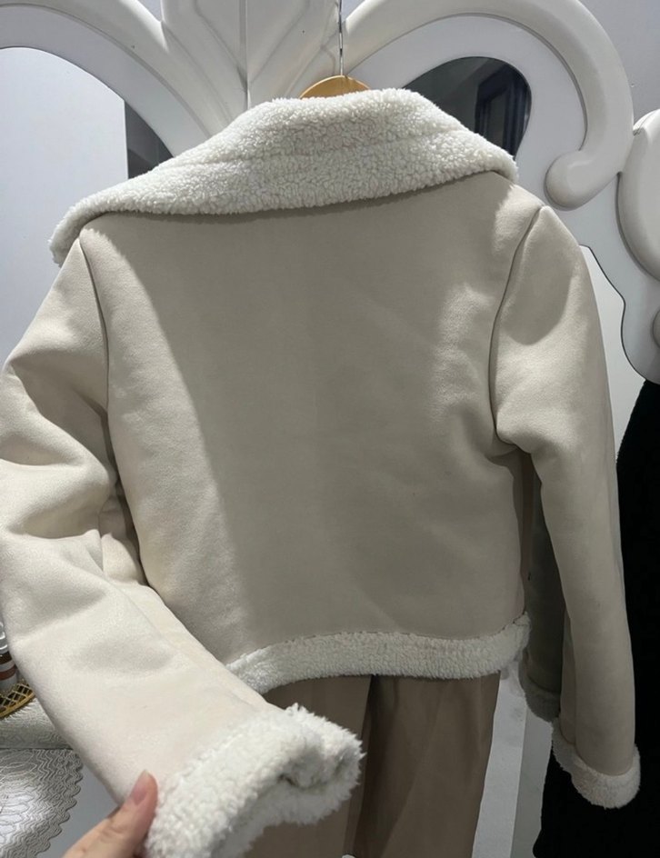 Kadın Bej Süet Kısa Biker Kürklü Mont - Görsel 5