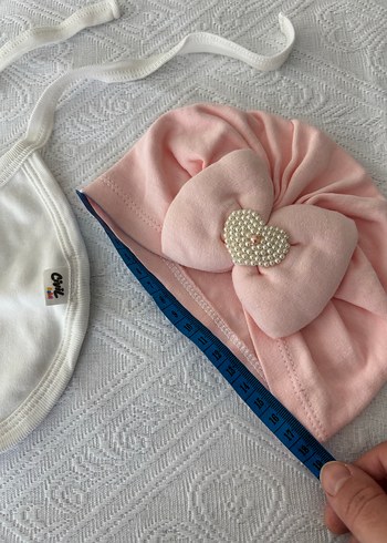 Pembe Fiyonklu Nakışlı Kız Çocuk Bere - Görsel 2