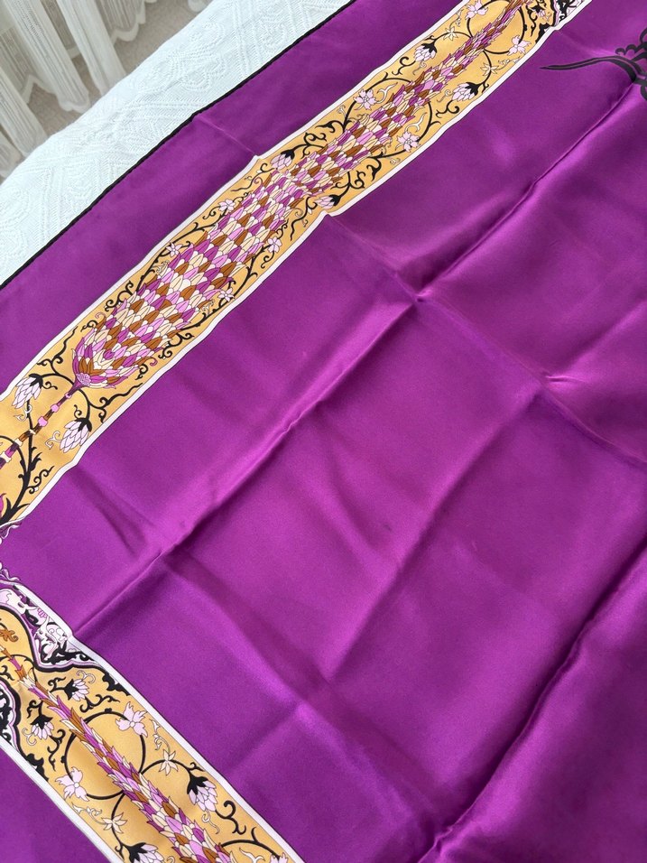 Armine ipek eşarp - Görsel 3