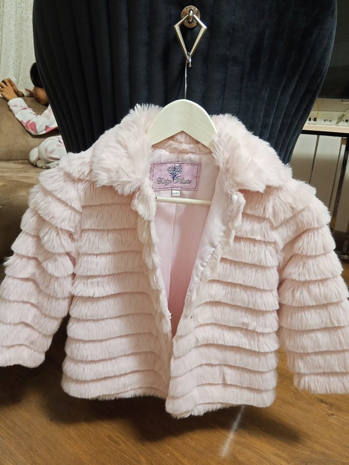 Kız Çocuk Pudra Peluş Kürk Detaylı Mont - Görsel 3