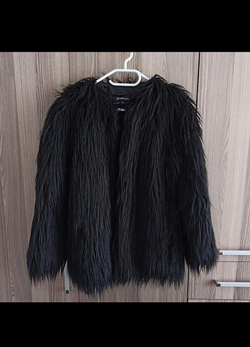 Stradivarius Peluş Kürk