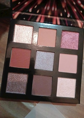 Avon Wildness ve I'm a Firework! Göz Farı Paletleri - Görsel 5