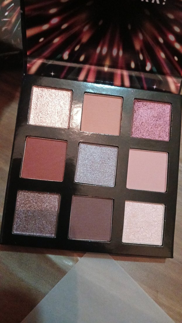 Avon Wildness ve I'm a Firework! Göz Farı Paletleri - Görsel 5