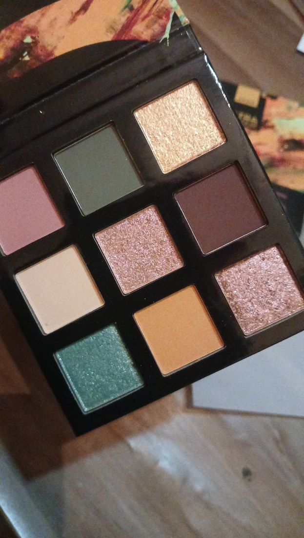 Avon Ultra Colour Earths Çok Renkli Göz Farı Paleti - Görsel 3