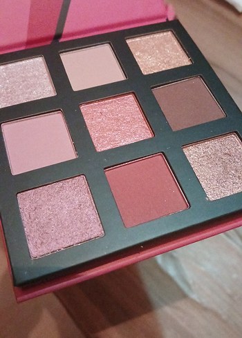 Avon Ultra Colour Göz Farı Paleti - Pembe Tonlar - Görsel 4