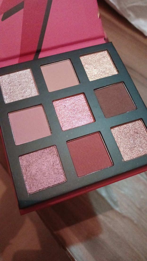 Avon Ultra Colour Göz Farı Paleti - Pembe Tonlar - Görsel 3