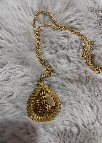 Tuğra k
Altın kolye - Görsel 2