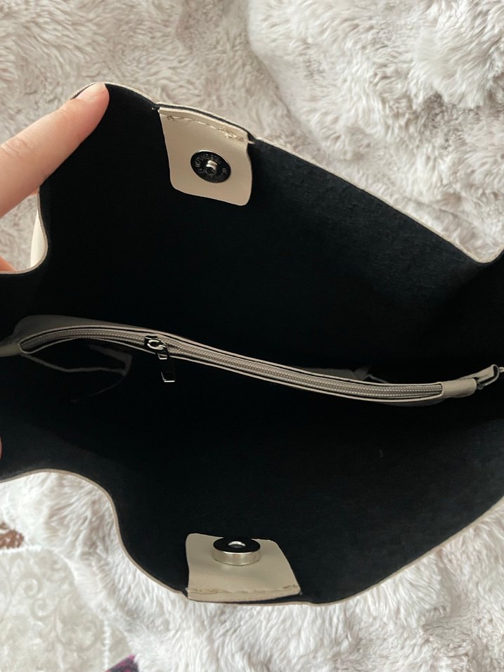 Bej Deri Minimalist Kadın Çantası - Görsel 5