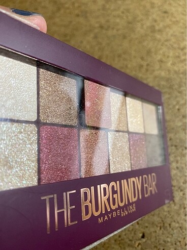 Beden Renk Maybelline the burgundy bar far paleti