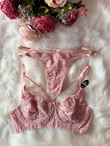 Bralet takım