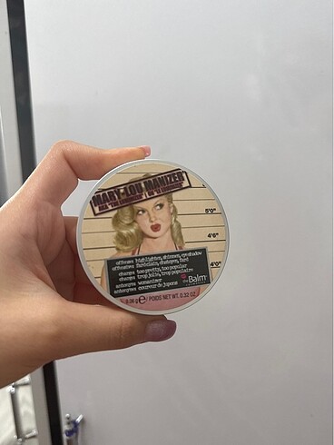 Tha balm highlighter