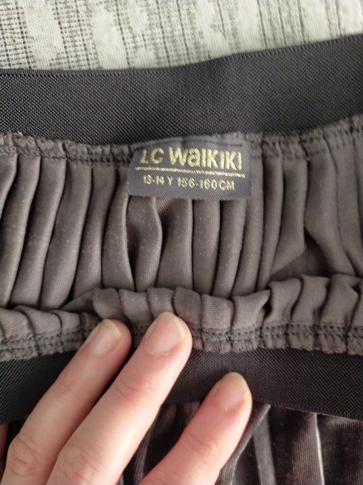 Kız Çocuk Gri Pileli Etek - Görsel 4