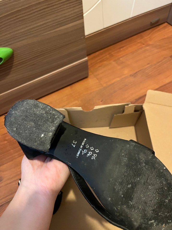 Kadın Siyah Tokalı Blok Topuklu Abiye Ayakkabı - Görsel 3