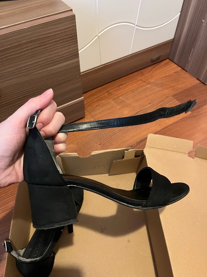 Kadın Siyah Tokalı Blok Topuklu Abiye Ayakkabı - Görsel 4