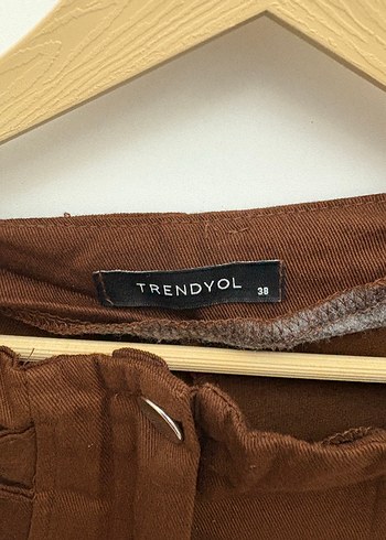 38 Beden Trendyol & Milla Düğmeli Kahverengi Keten Pantolon