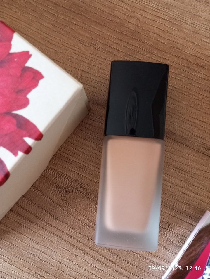 Avon Power Stay Likit Fondöten 30 ml - Görsel 2