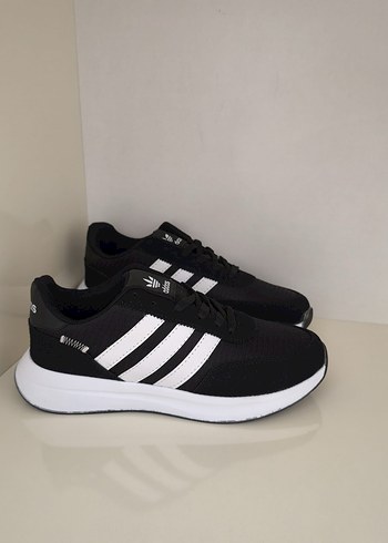 42 Beden Adidas Marathon Siyah Beyaz Erkek Spor Ayakkabı