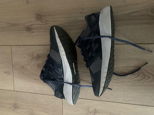 36 Beden Adidas spor ayakkabı
