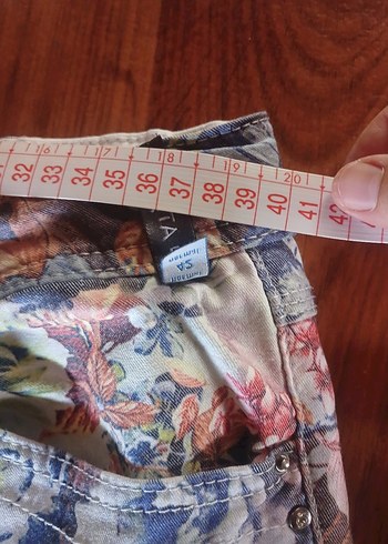 42 Beden Bohem Gri Çok Renkli Düğmeli Midi Pantolon