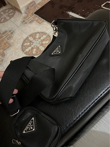 Prada siyah çanta