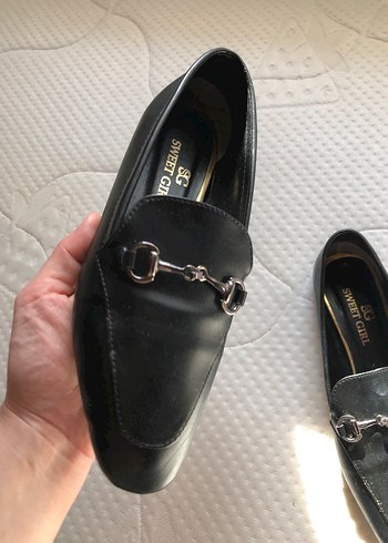 Klasik Siyah Tokalı Deri Kız Loafer - Görsel 7