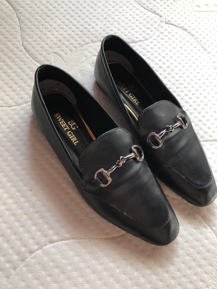 Klasik Siyah Tokalı Deri Kız Loafer - Görsel 3