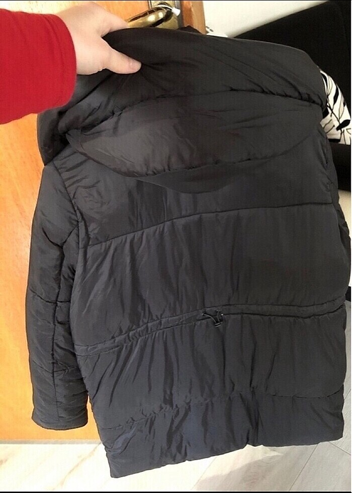 Siyah Şişme Mont - Görsel 5