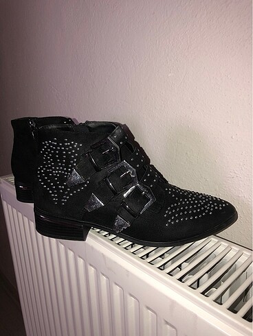 Siyah Kemerli Kısa Bot - Görsel 6