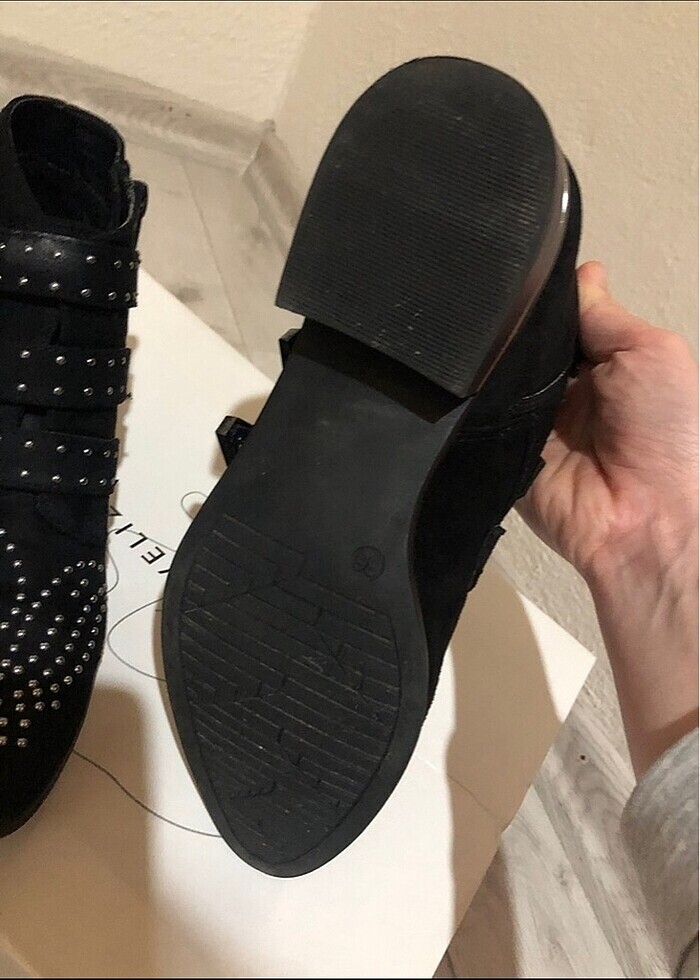 Siyah Kemerli Kısa Bot - Görsel 3