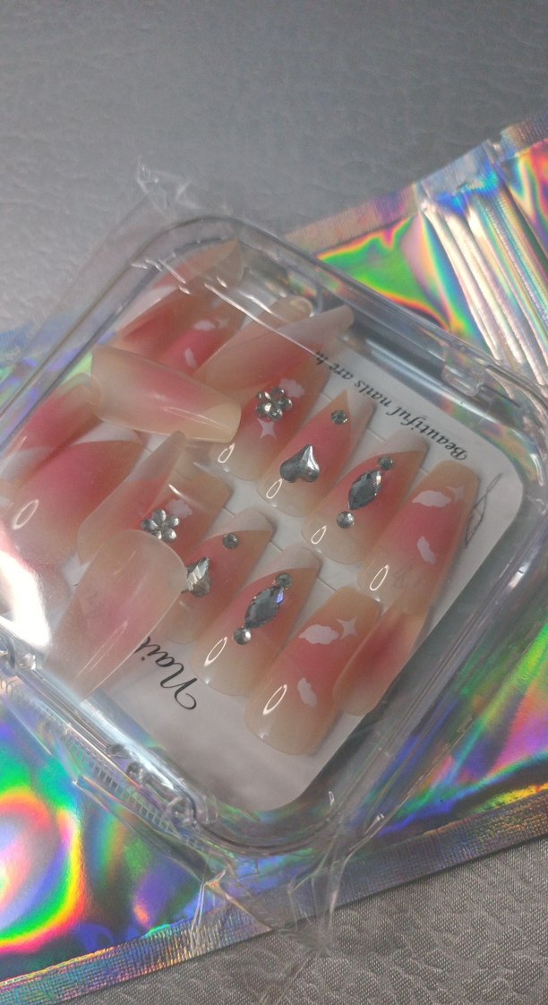 Pembe Taşlı Tırnak Süslemeleri - Görsel 2