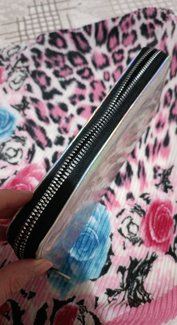 Parlak Yılan Desenli Fermuarlı Kadın Cüzdanı - Görsel 3