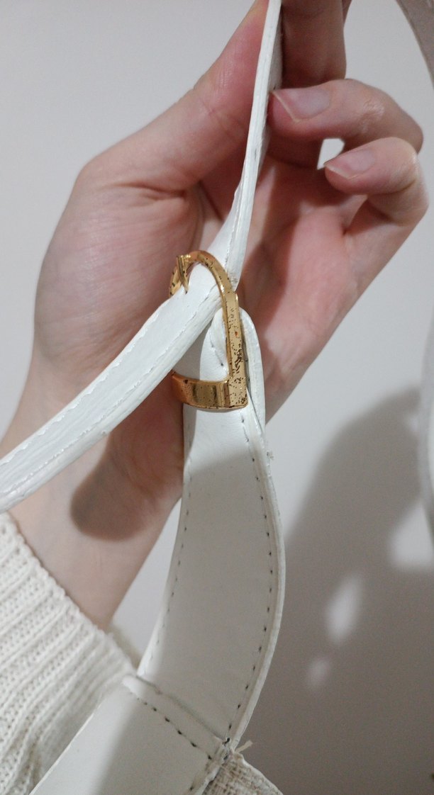 Beyaz Tokalı Parisian Kadın Çantası - Görsel 4