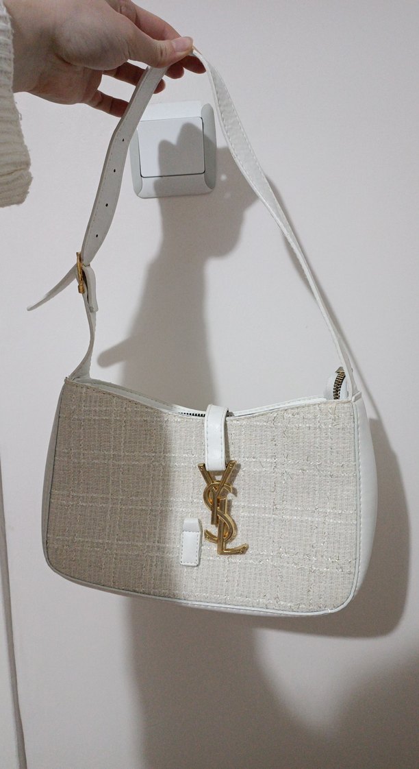 Beyaz Tokalı Parisian Kadın Çantası - Görsel 2