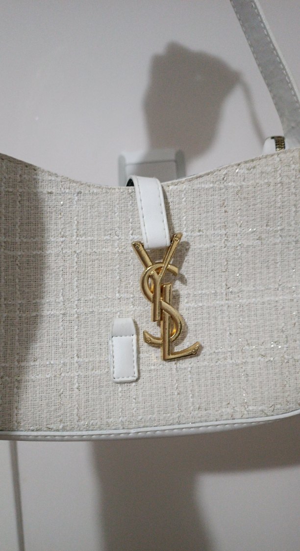 Beyaz Tokalı Parisian Kadın Çantası - Görsel 3