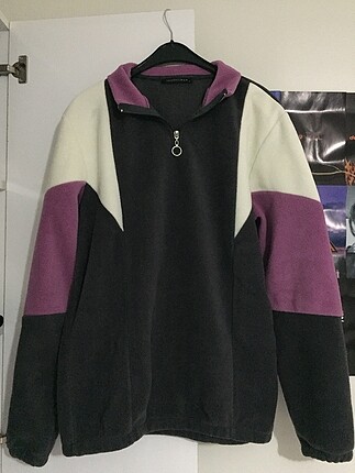 Polar sweatshirt