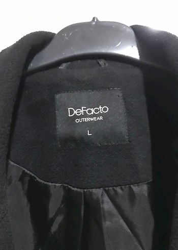 Siyah Düğmeli Kaban - Görsel 7