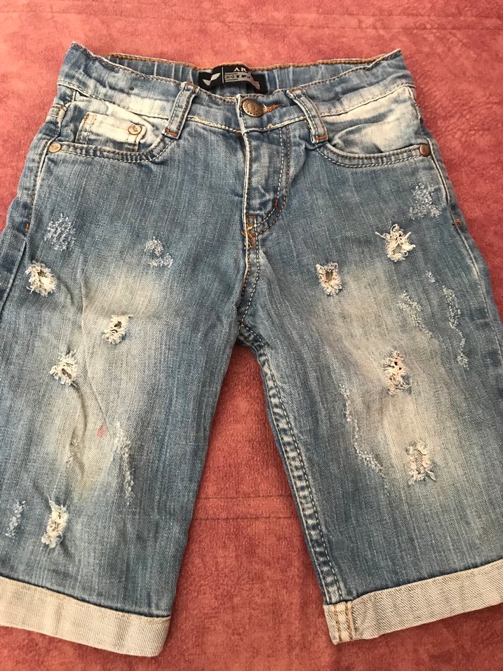 Erkek Çocuk Mavi Yırtık Denim Şort - Görsel 2