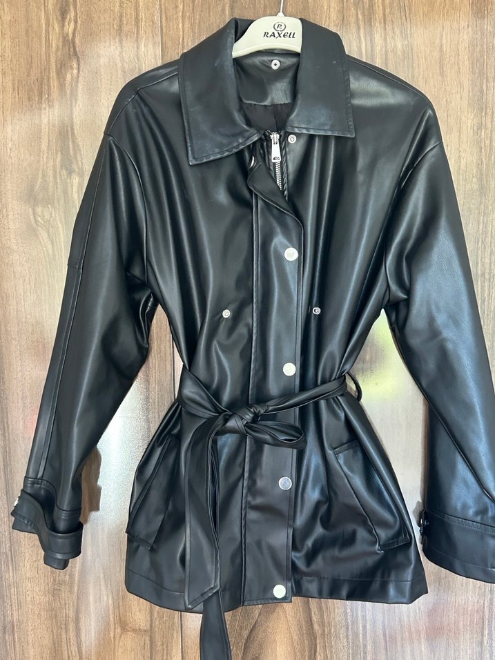 Kadın Siyah Deri Kemerli Ceket - Görsel 3