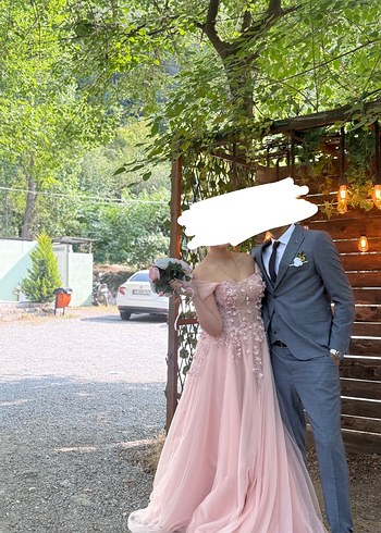 42 Beden Dantel İşlemeli Pembe Uzun Nişan Elbisesi