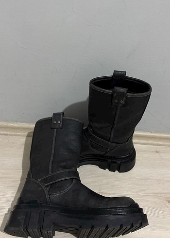 Erkek Siyah Deri Tokalı  Bot postal - Görsel 3