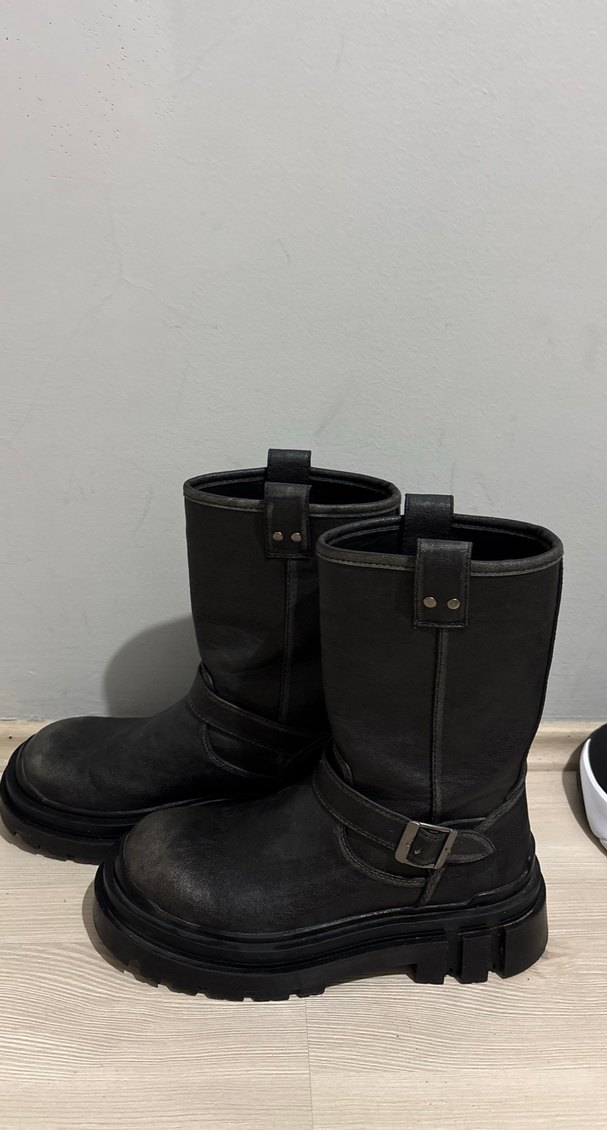 Erkek Siyah Deri Tokalı  Bot postal - Görsel 2