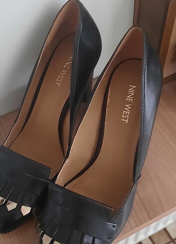 39 Beden 39 numara nine west