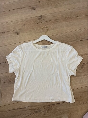 Zara beyaz basic tshirt