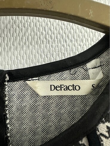 Defacto Elbise