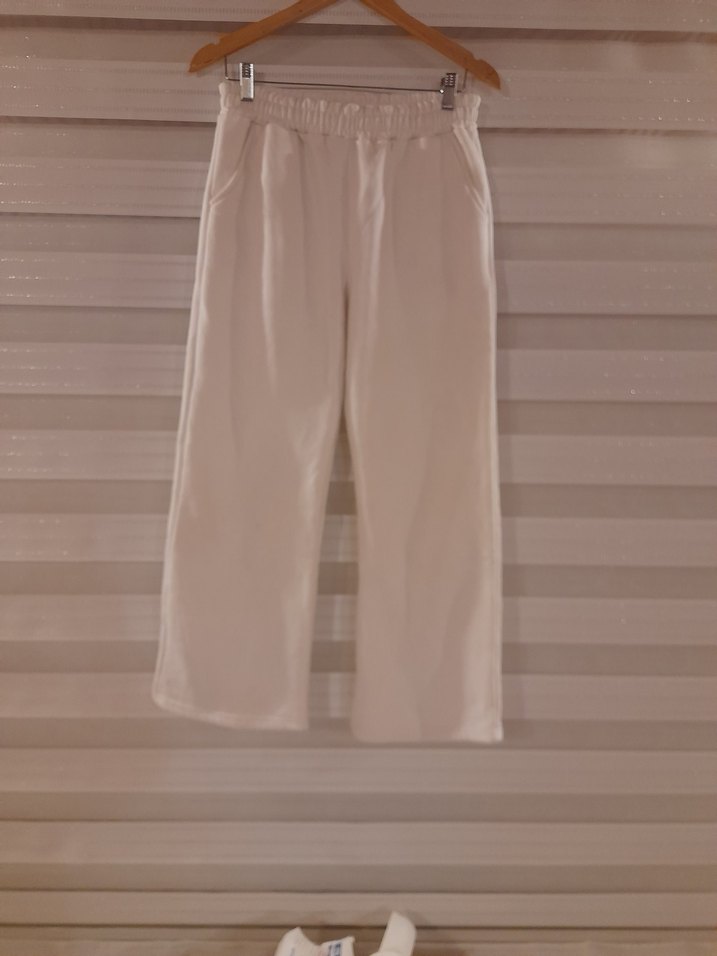 l Beyaz Rahat Kesim üç iplik kalın kumaş sıfır ayarinda - Görsel 2