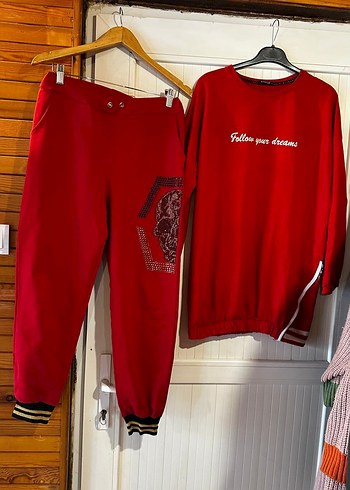 xl beden Kırmızı Rahat Kesim Kadın Eşofman Takımı - Görsel 2