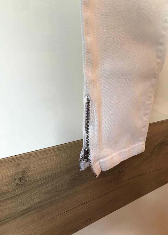 Kanvas beyaz pantolon - Görsel 2