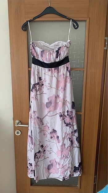 H&M Çiçekli straplez elbise
